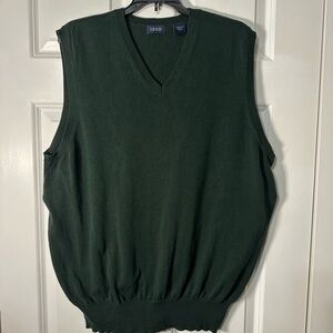 Izod Deep Green V-Neck Men's Sweater Vest